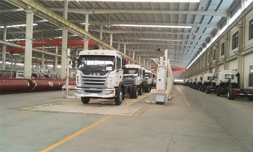 江淮格爾發(fā)<a href=http://www.hqcaifu.cn/ssc target=_blank class=infotextkey>灑水車</a>批量出口委內(nèi)瑞拉